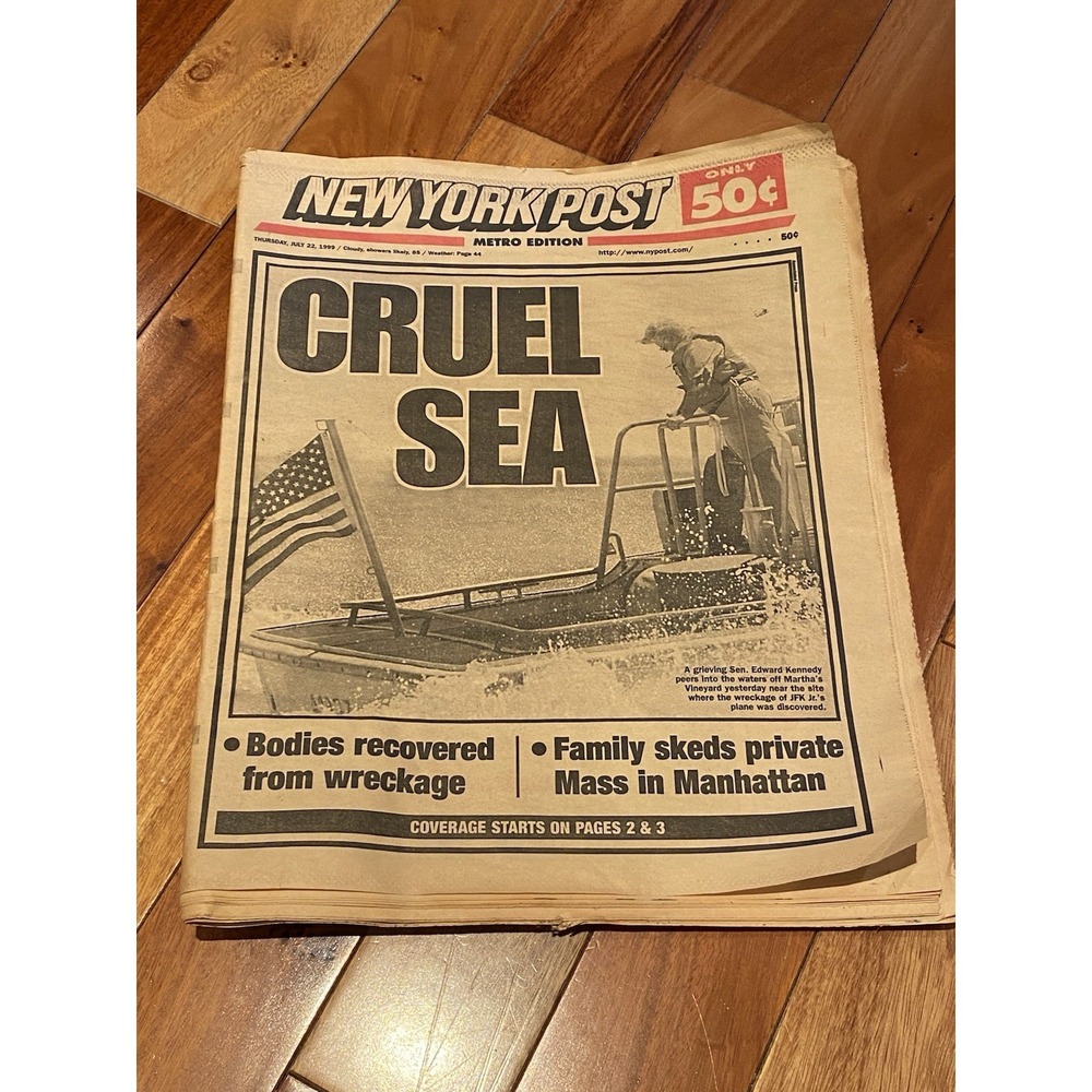 LOT of 11 John F Kennedy Jr Death Magazines Newspapers 1999 JFK Carolyn Bessette - Picture 11 of 13